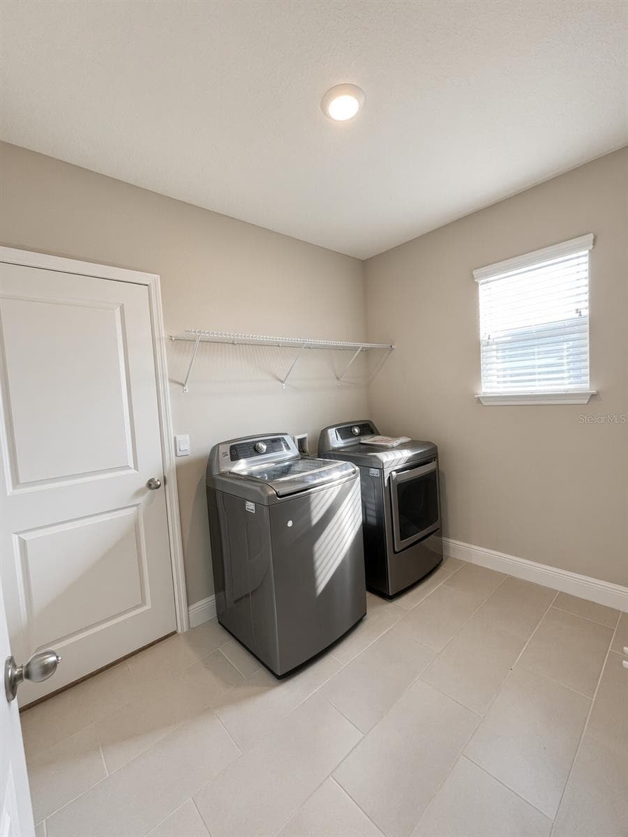 Laundry Room Upstairs - 140 BRIGHT IBIS AVE, APOLLO BEACH