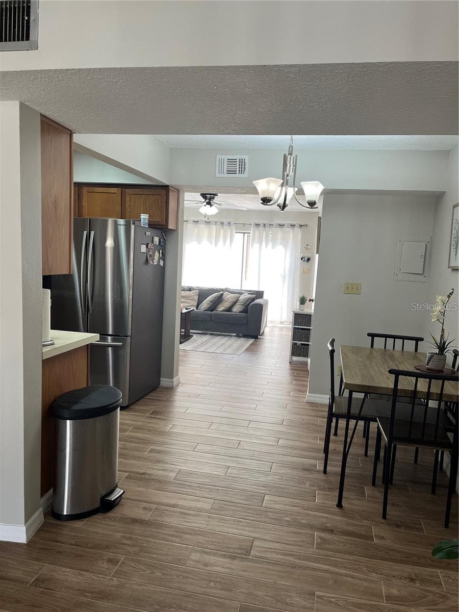 Townhouse at 4114 WOODLARK DR, TAMPA, photo 5 of 14