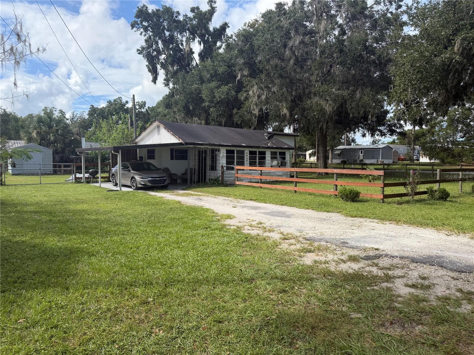 Mobile Home at 6540 SE 107TH ST, BELLEVIEW, photo 2 of 11