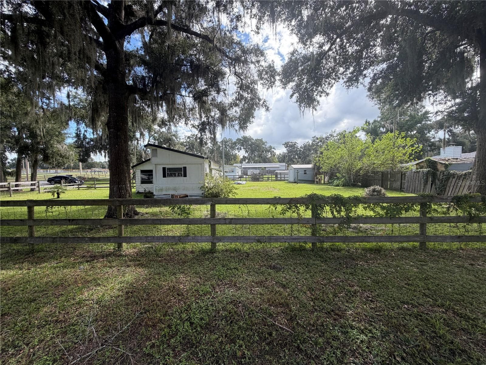 Mobile Home at 6540 SE 107TH ST, BELLEVIEW, photo 4 of 11