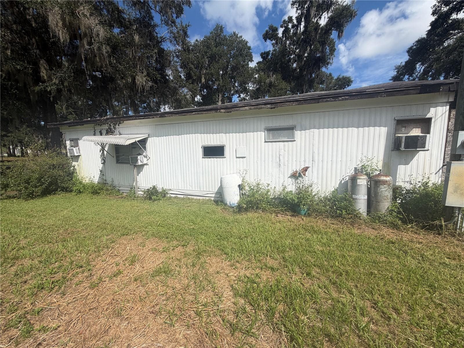 Mobile Home at 6540 SE 107TH ST, BELLEVIEW, photo 8 of 11