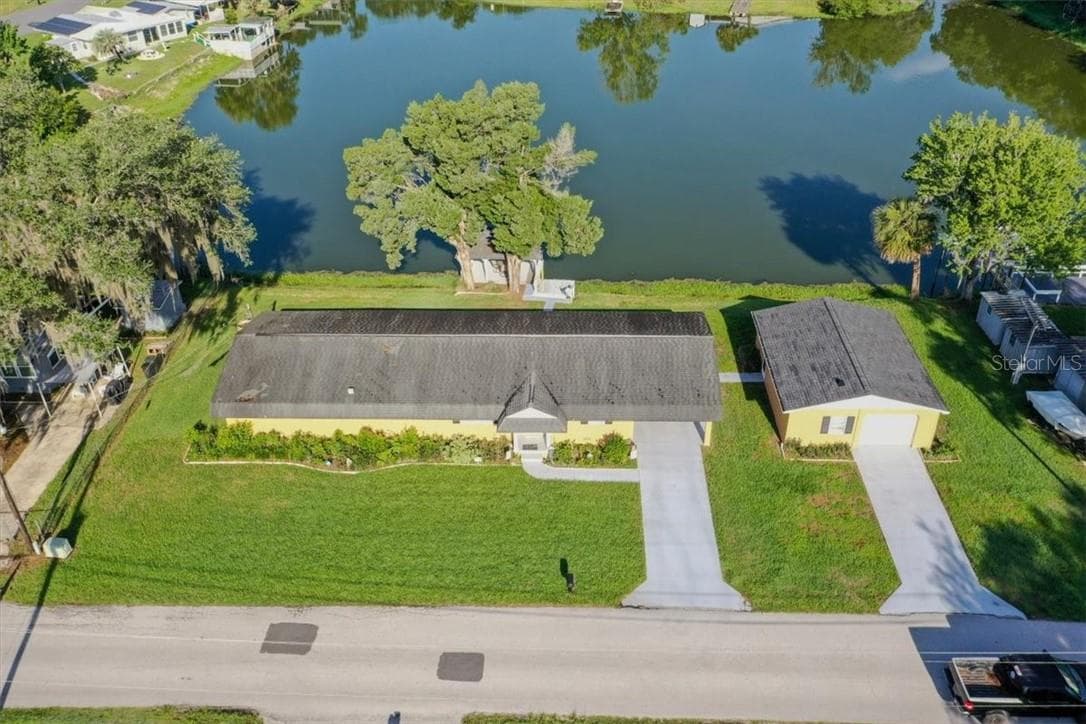 928 S Shad TER, INVERNESS FL 34450