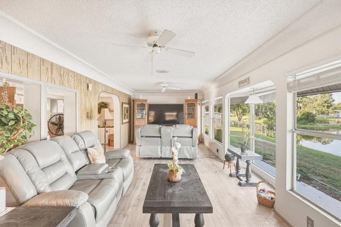 Residential at 928 S Shad TER, INVERNESS FL 34450, photo 8 of 48