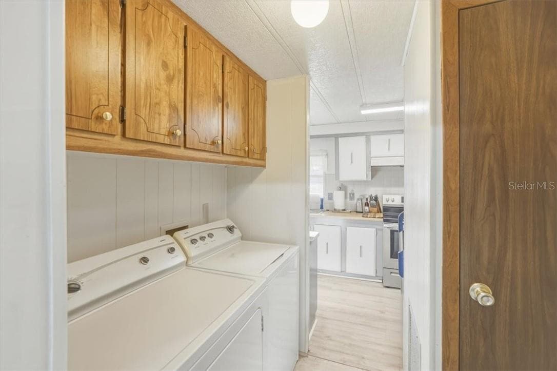 Residential at 928 S Shad TER, INVERNESS FL 34450, photo 15 of 48