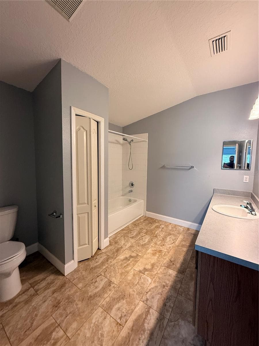 Townhouse at 3454 HIGH HAMPTON CIR, TAMPA, photo 15 of 18
