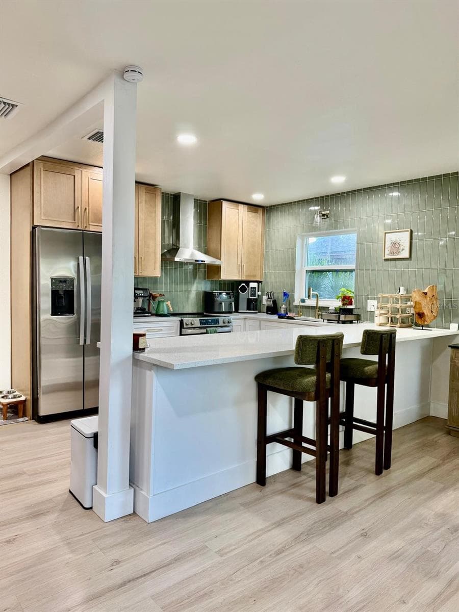 Single Family Residence at 5833 DARTMOUTH AVE N, ST PETERSBURG, photo 11 of 54