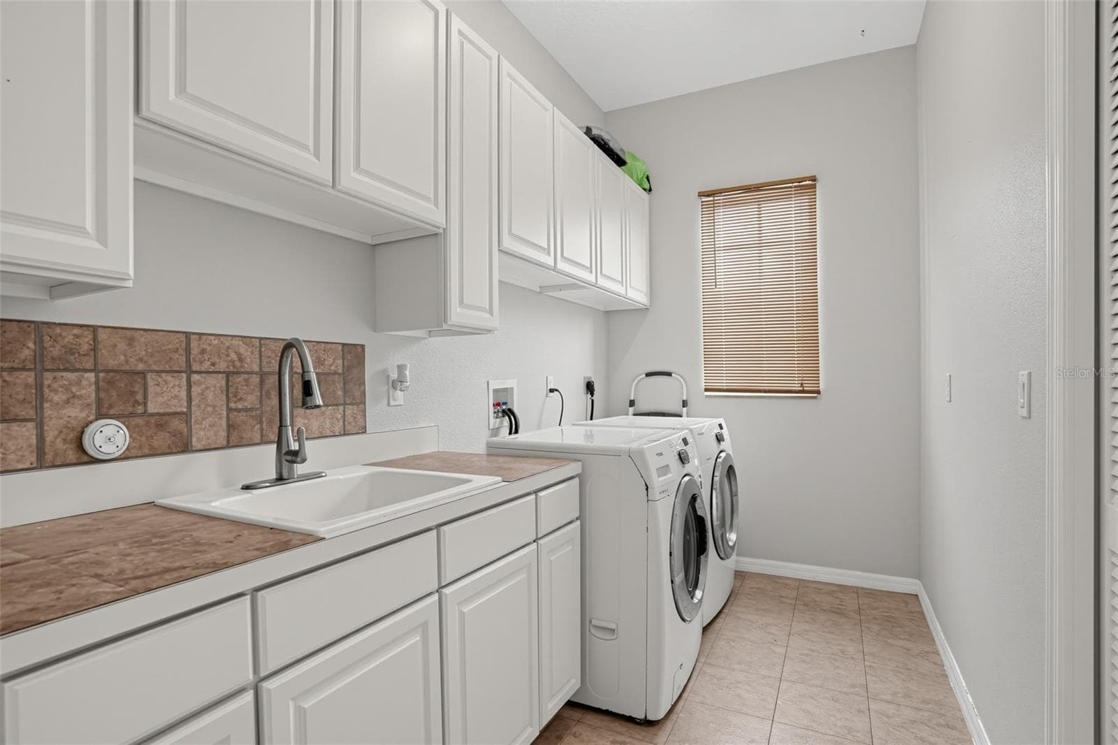 Laundry Room - 585 AMBER LN, COCOA