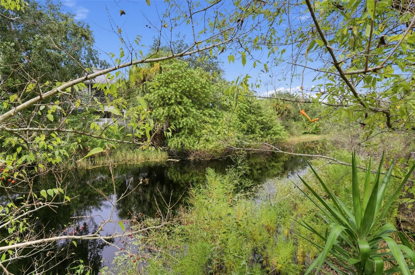 Canal View - 585 AMBER LN, COCOA