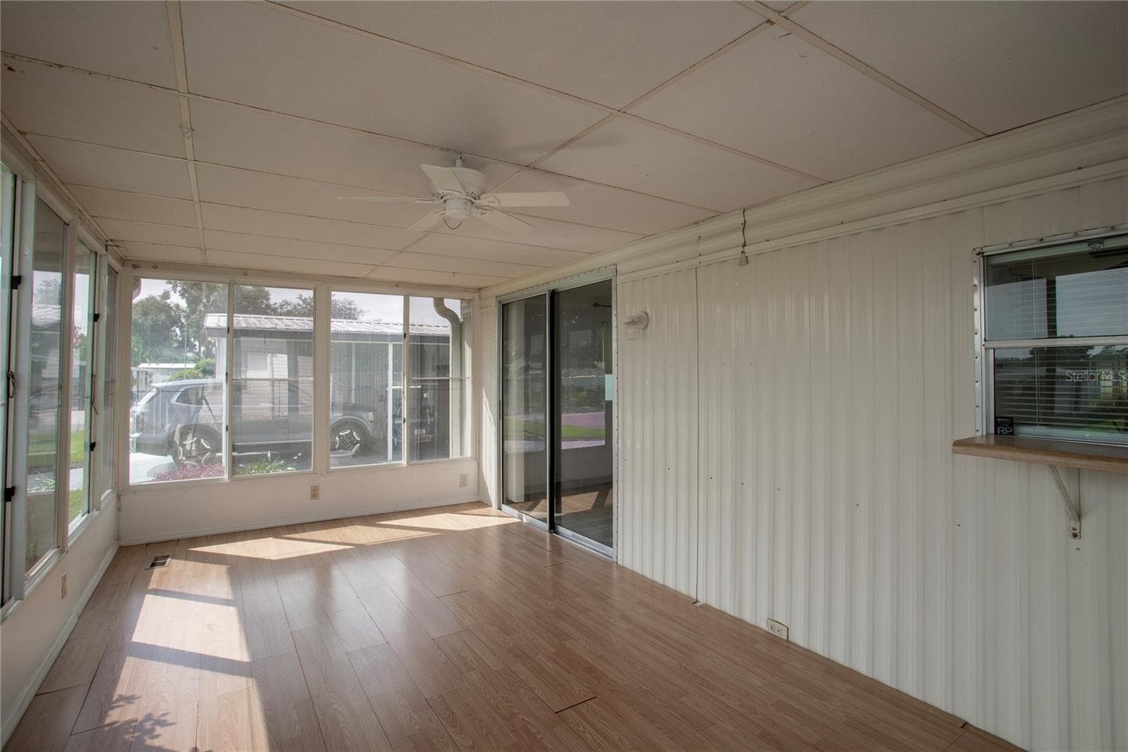 Manufactured Home at 717 SURREY PL, LEESBURG, photo 21 of 32