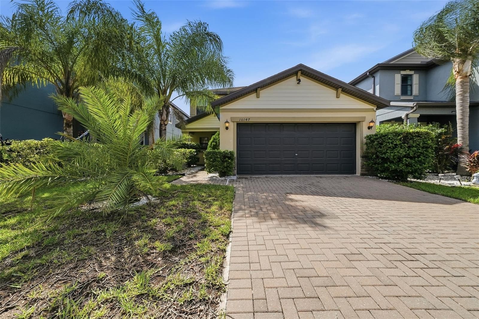 Single Family Residence at 10147 NEWMINSTER LOOP, RUSKIN, photo 2 of 23
