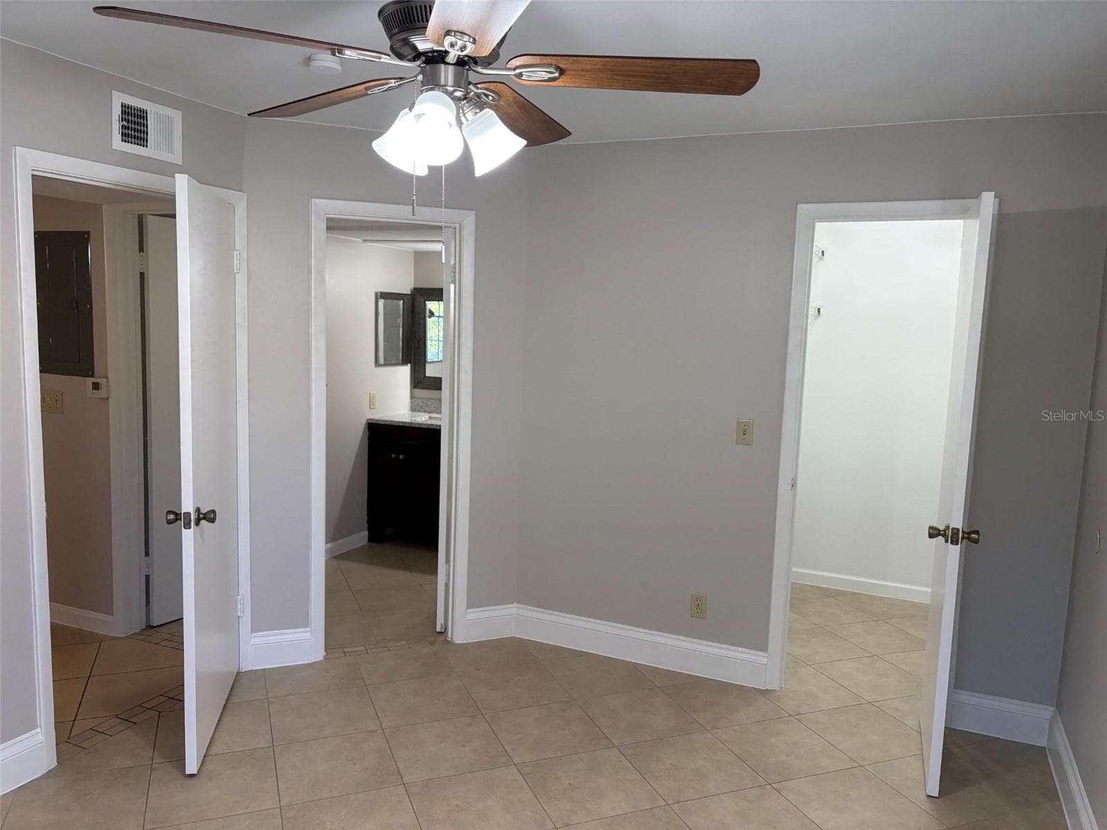 Condominium at 360 LAKEPOINTE DR #202, ALTAMONTE SPRINGS, photo 18 of 24