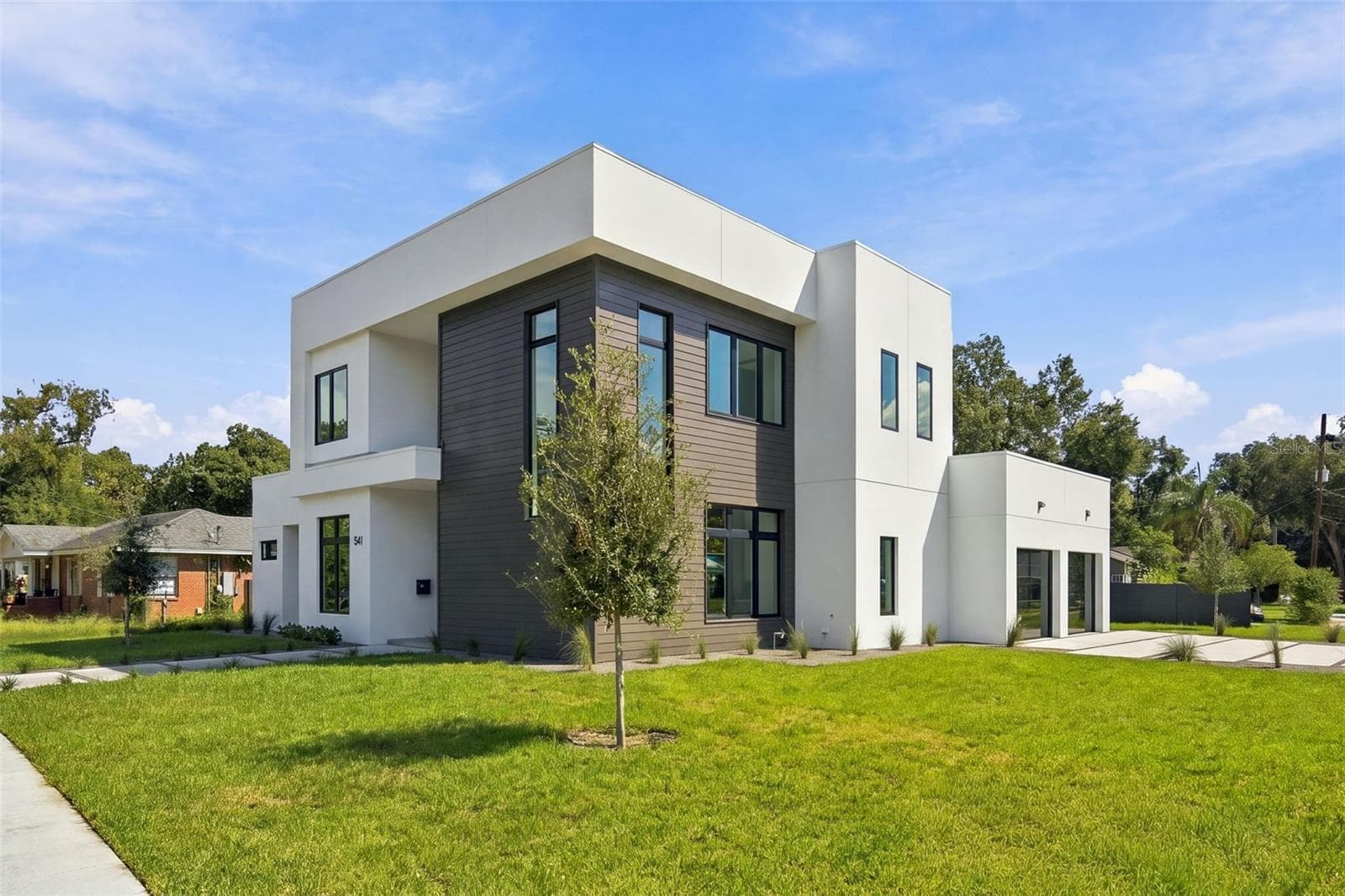 Single Family Residence at 541 BUCKMINSTER CIR, ORLANDO, photo 11 of 67