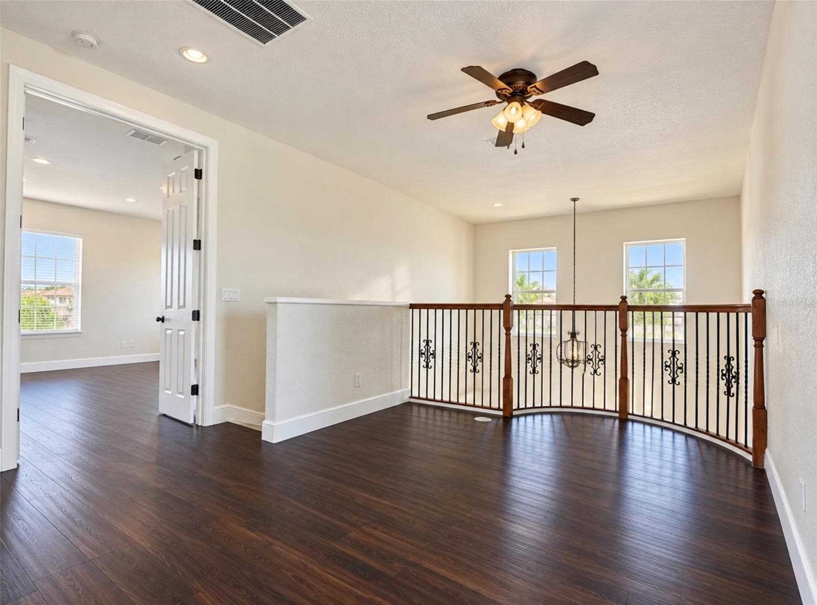 Single Family Residence at 2802 QUIET WATER TRAIL, KISSIMMEE, photo 7 of 26