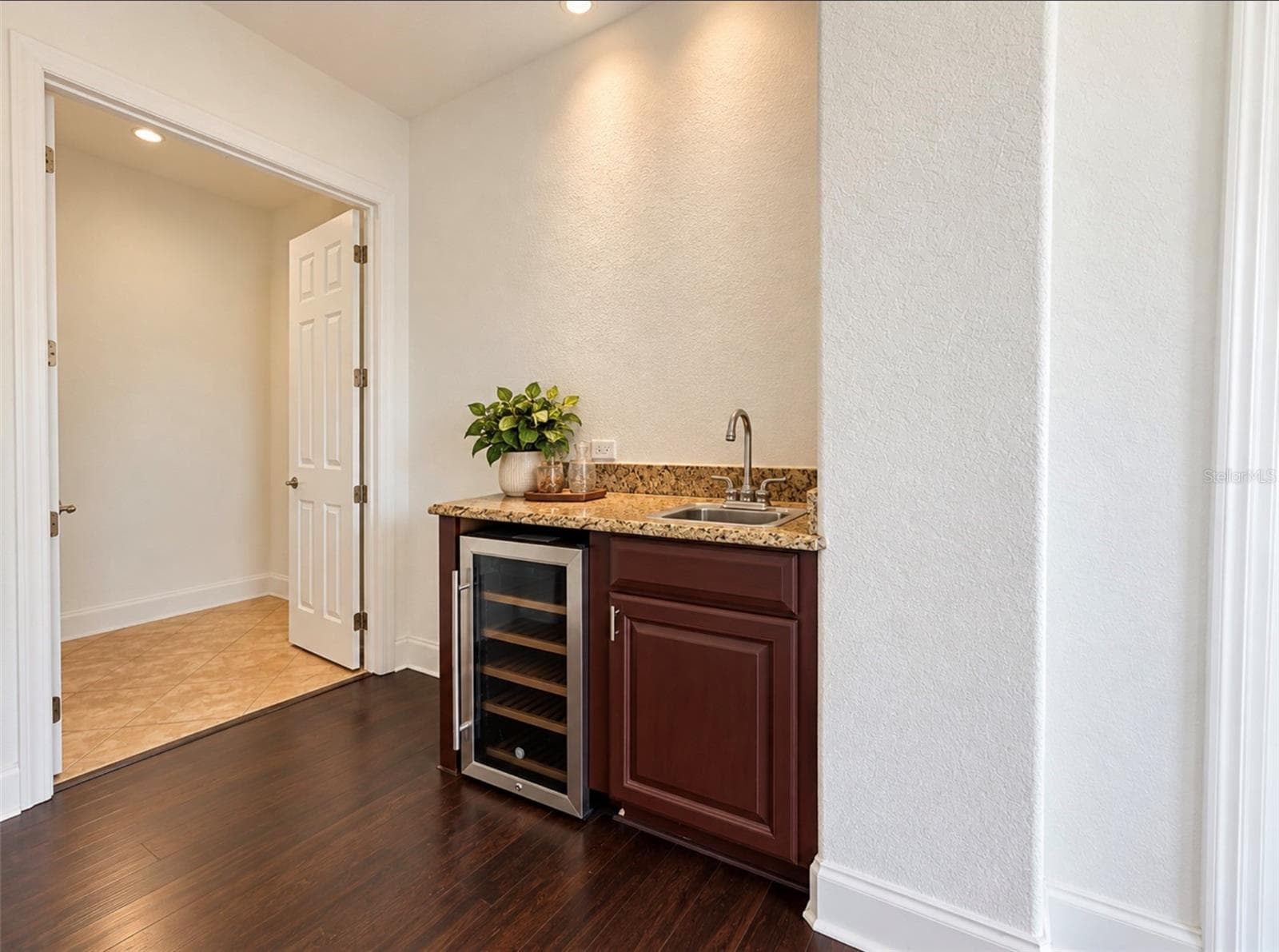 Single Family Residence at 2802 QUIET WATER TRAIL, KISSIMMEE, photo 15 of 26