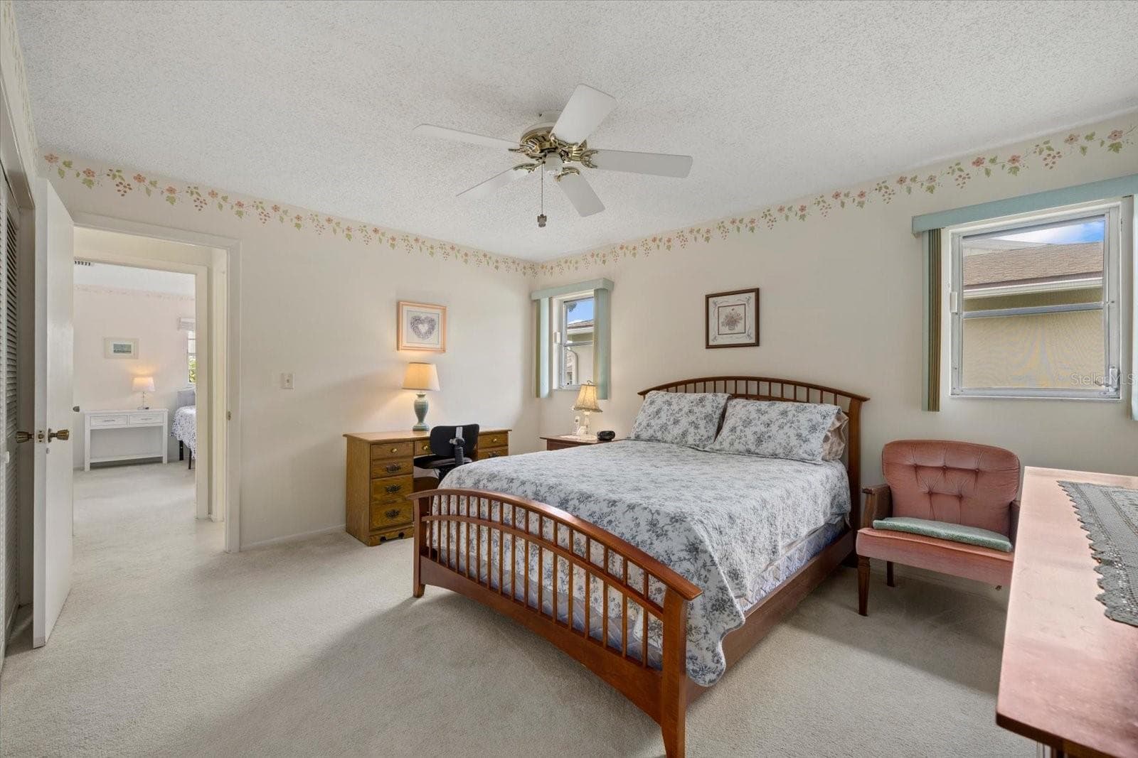 Villa at 2913 CAPTIVA GARDENS DR #2, SARASOTA, photo 9 of 26