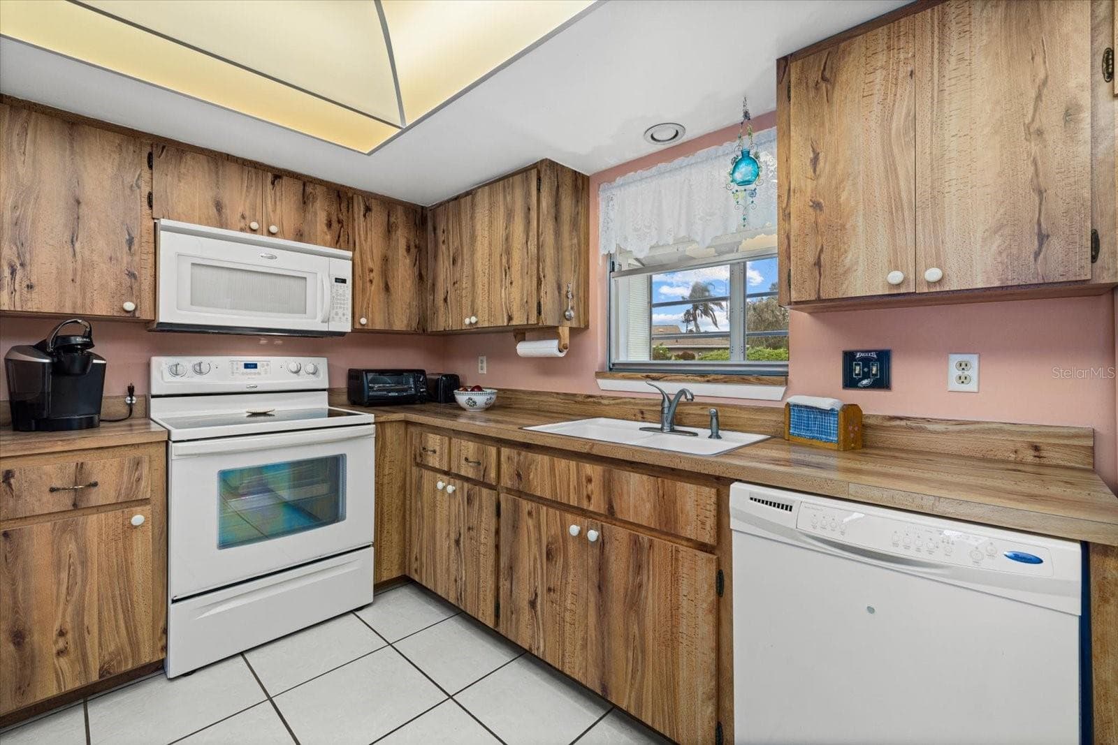 Villa at 2913 CAPTIVA GARDENS DR #2, SARASOTA, photo 15 of 26