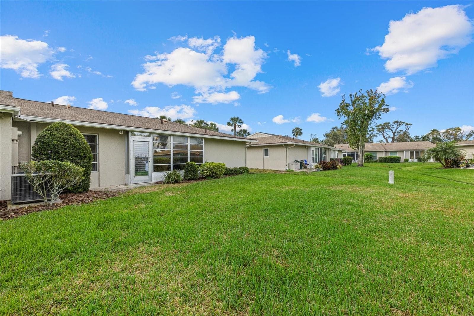Villa at 2913 CAPTIVA GARDENS DR #2, SARASOTA, photo 19 of 26
