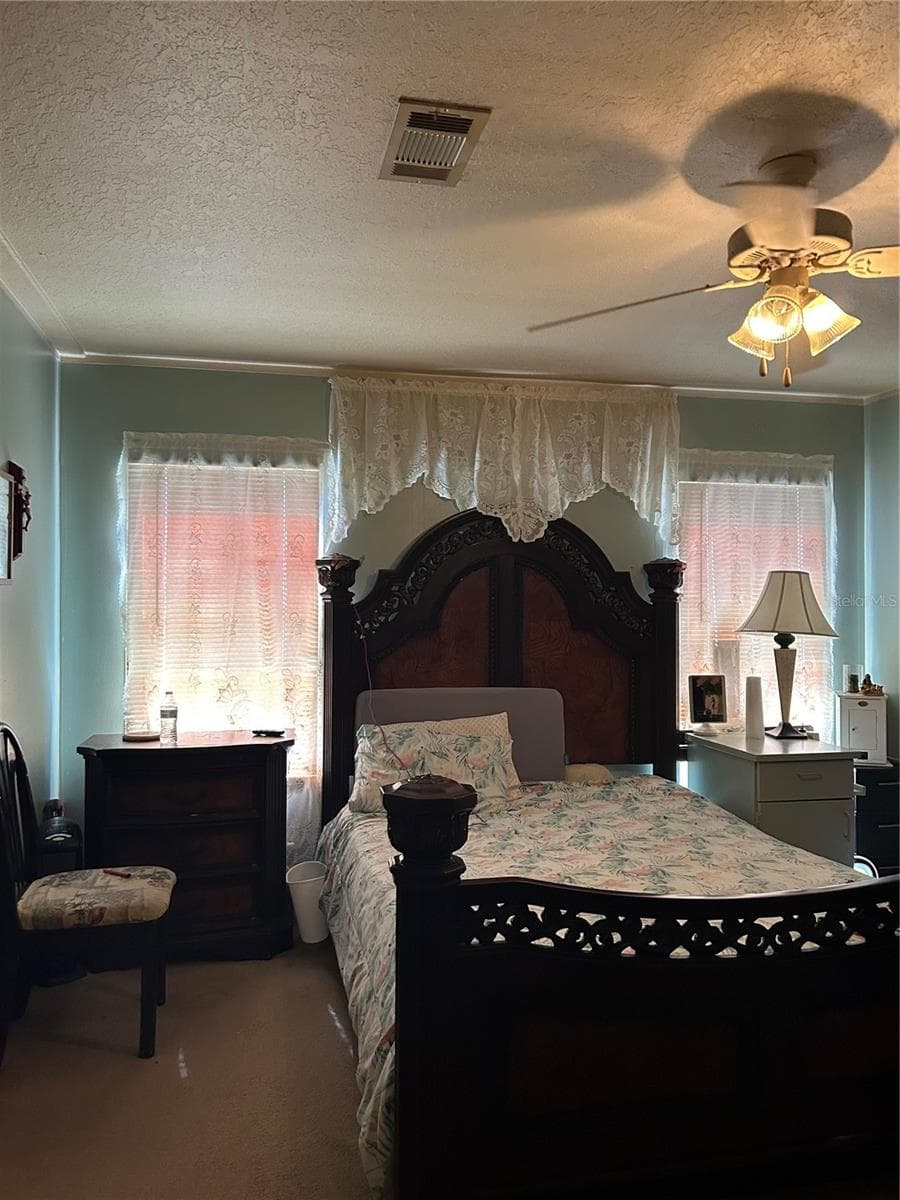 Manufactured Home at 7407 SABRE ST, ORLANDO, photo 6 of 13