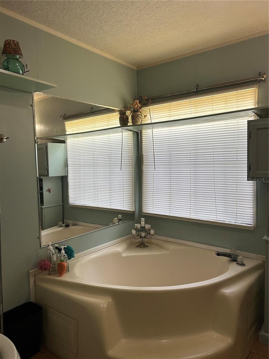 Manufactured Home at 7407 SABRE ST, ORLANDO, photo 7 of 13