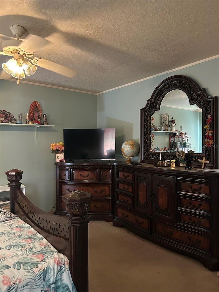 Manufactured Home at 7407 SABRE ST, ORLANDO, photo 9 of 13