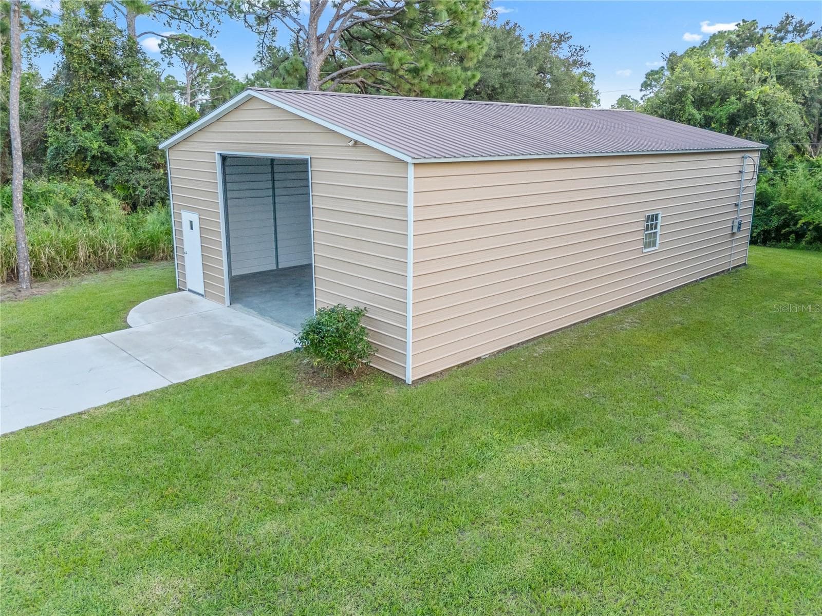 Detached garage - 17433 HARRIS AVE, PORT CHARLOTTE