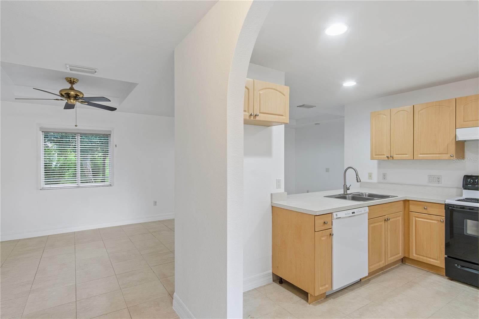 Kitchen / living room - 17433 HARRIS AVE, PORT CHARLOTTE