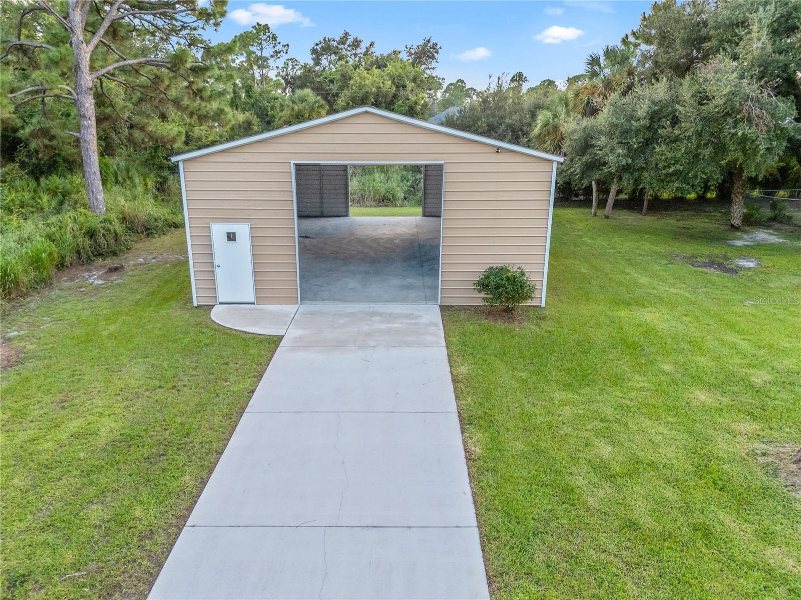 Detached garage - 17433 HARRIS AVE, PORT CHARLOTTE