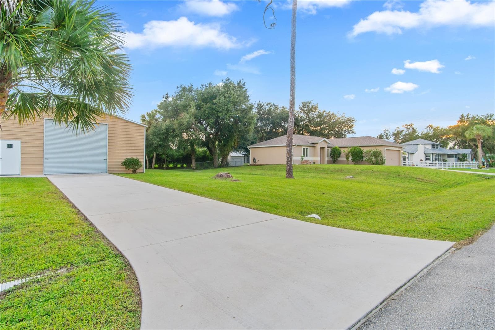 Roof of 17433 Harris Ave - 17433 HARRIS AVE, PORT CHARLOTTE