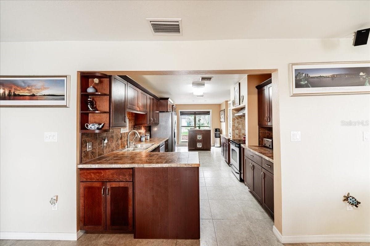 Single Family Residence at 250 E TARPON BLVD NW, PORT CHARLOTTE, photo 35 of 68
