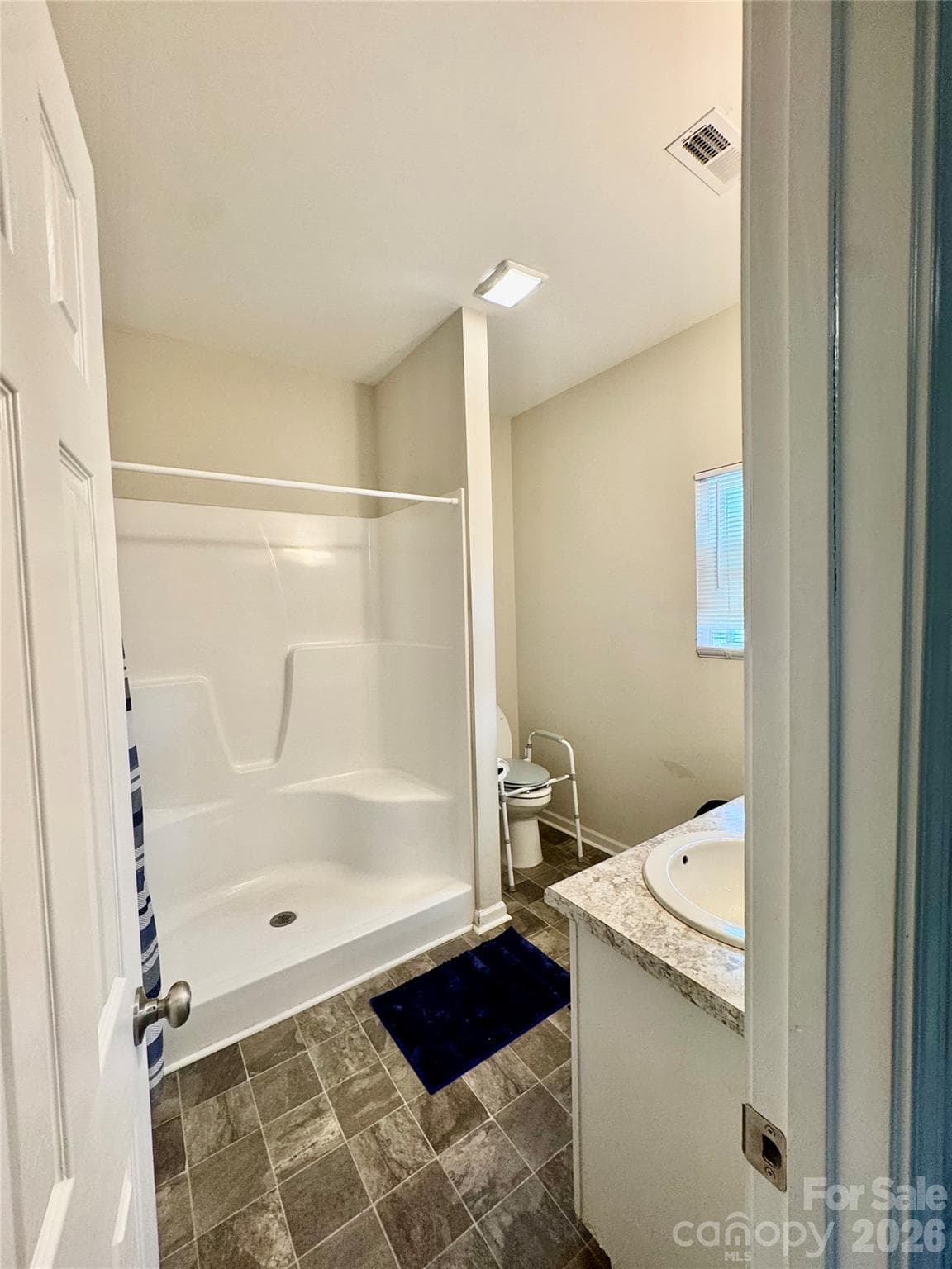 PRIMARY BEDROOM FULL BATHROOM - 340 McBrayer Street, Shelby