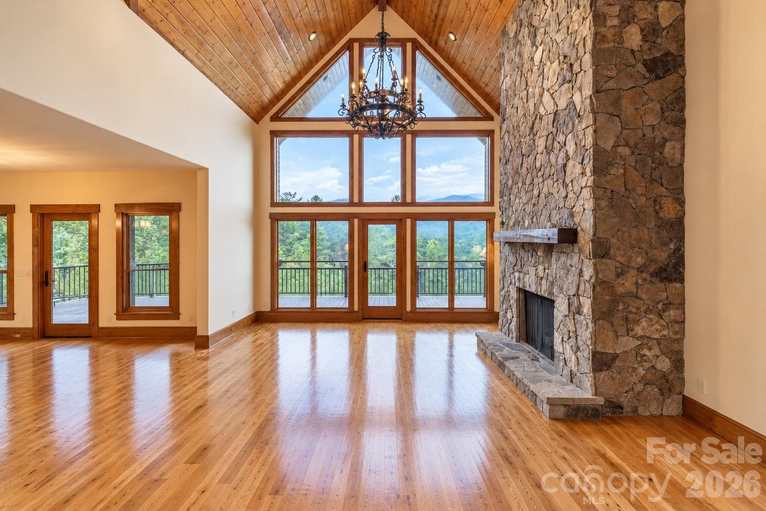 Single Family Residence at 5378 Oak Crest Lane, Lenoir, photo 19 of 94