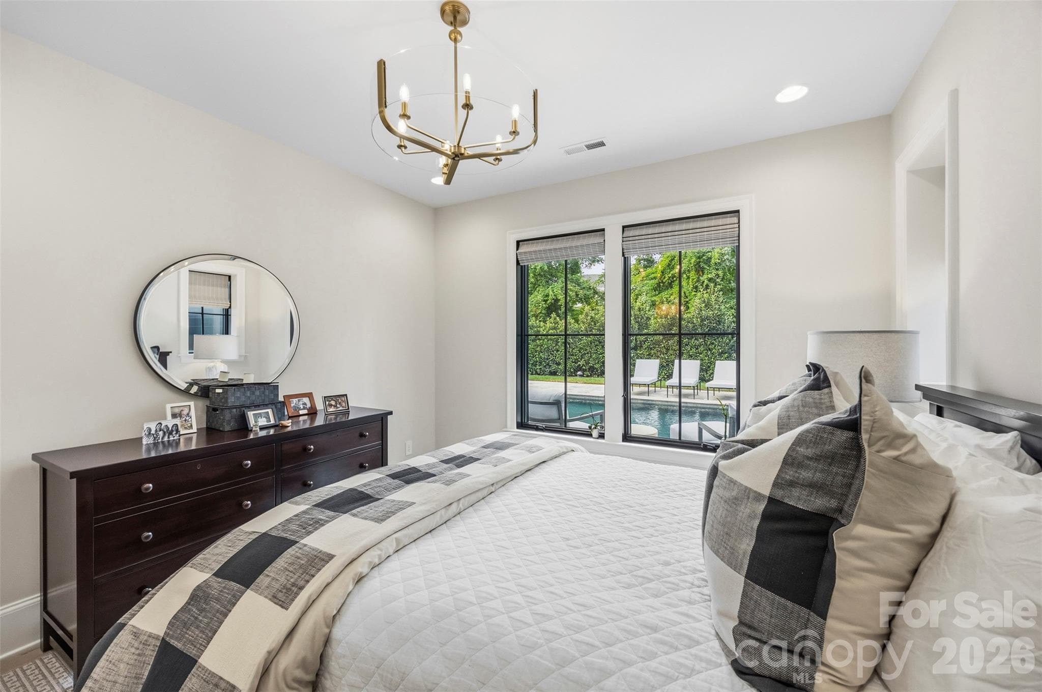 Private guest accommodations w/ensuite bath. - 6222 Louis Patrick Lane, Charlotte