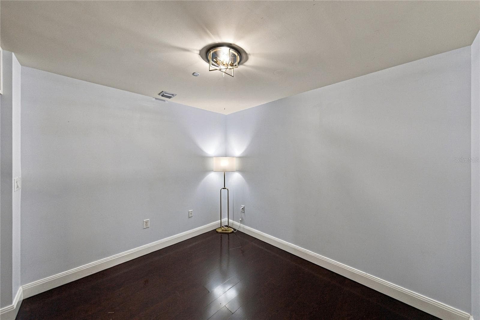 Condominium at 450 KNIGHTS RUN AVE #1103, TAMPA, photo 50 of 97