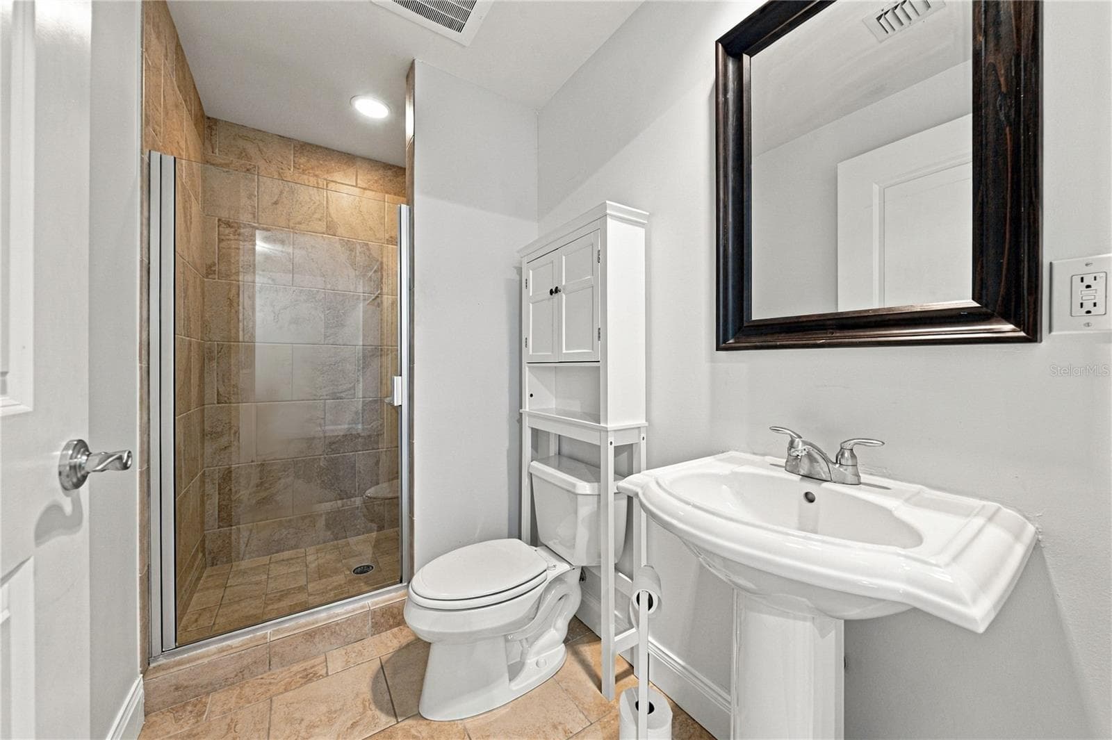 Condominium at 450 KNIGHTS RUN AVE #1103, TAMPA, photo 54 of 97