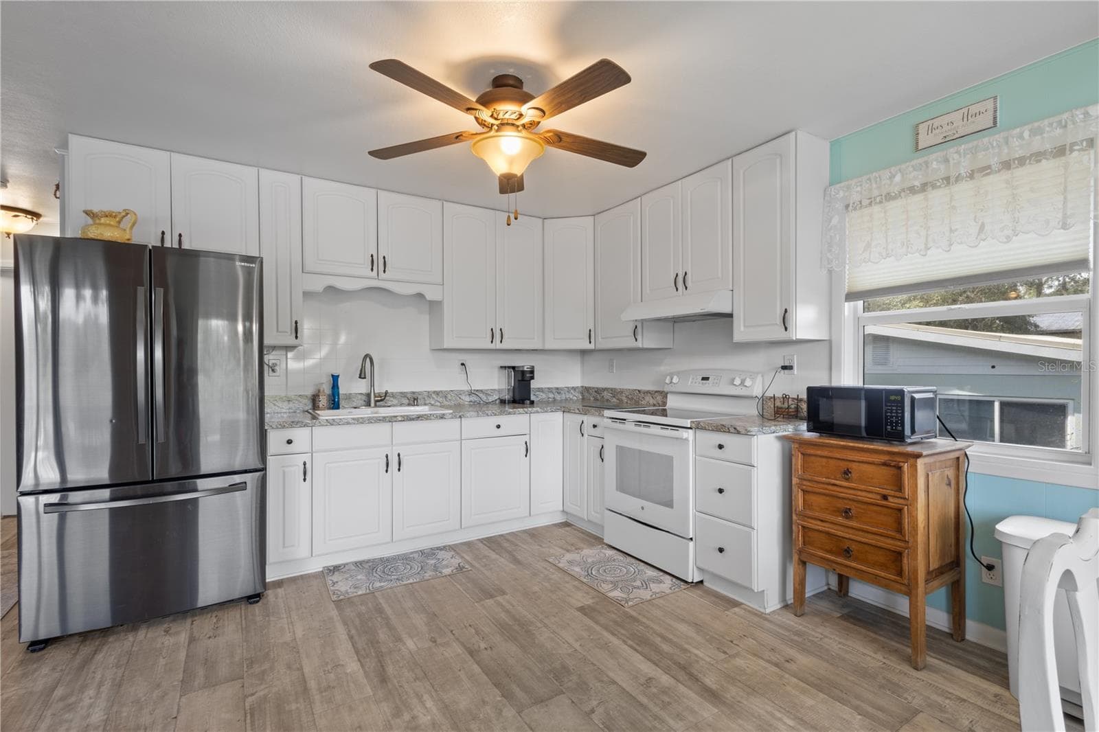 Single Family Residence at 473 SE 964 ST, OLD TOWN, photo 6 of 41
