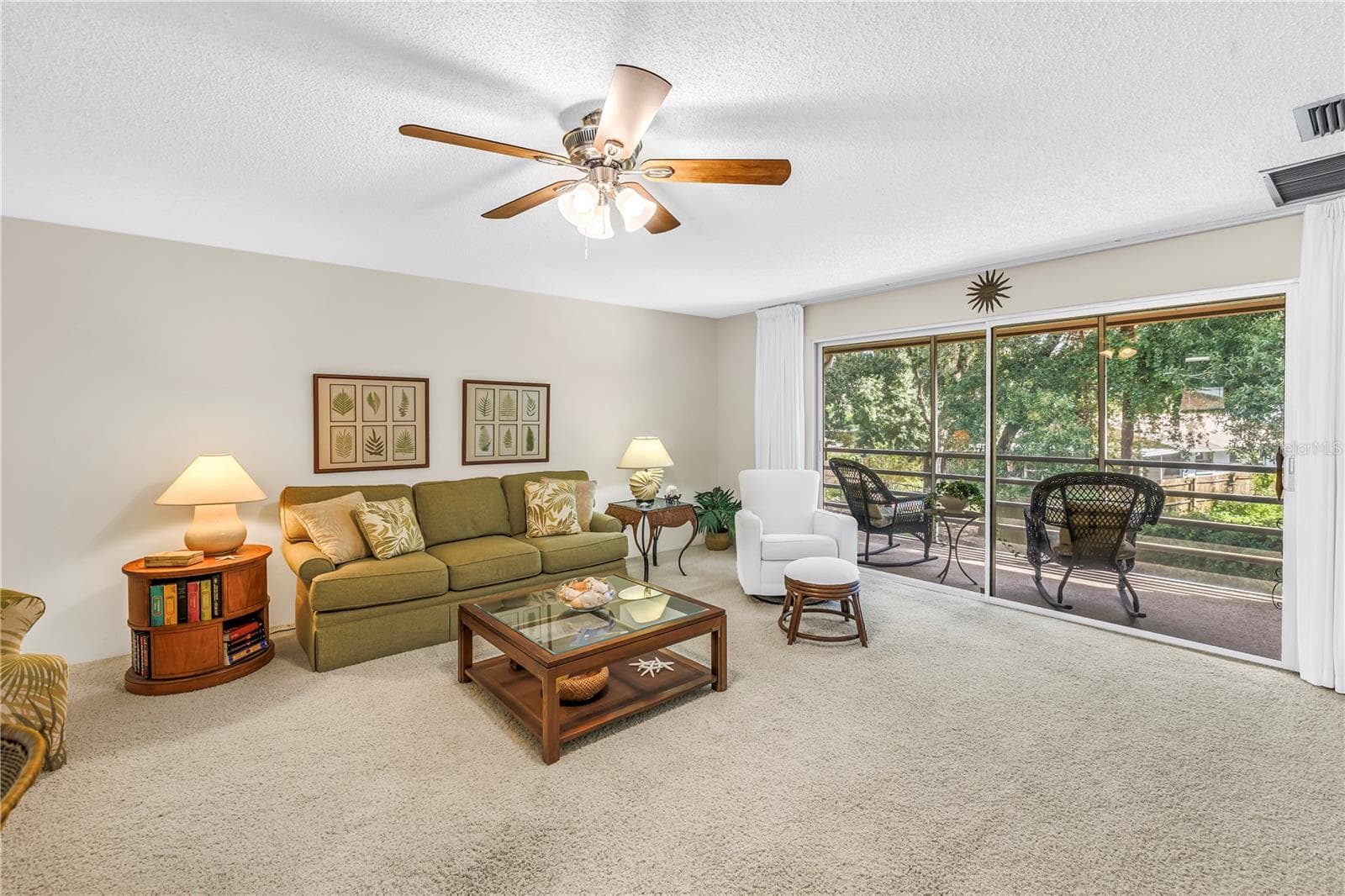 Living Space/ Combo Dining - 4435 NARRAGANSET TRL #66A, SARASOTA