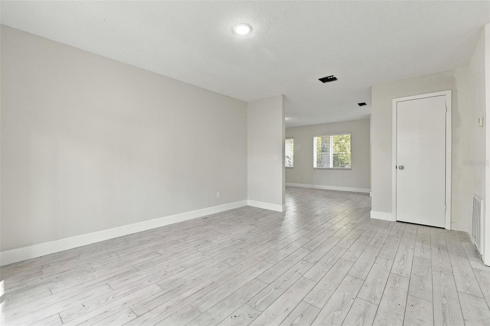 Single Family Residence at 645 VENEER DR, ALTAMONTE SPRINGS, photo 14 of 29