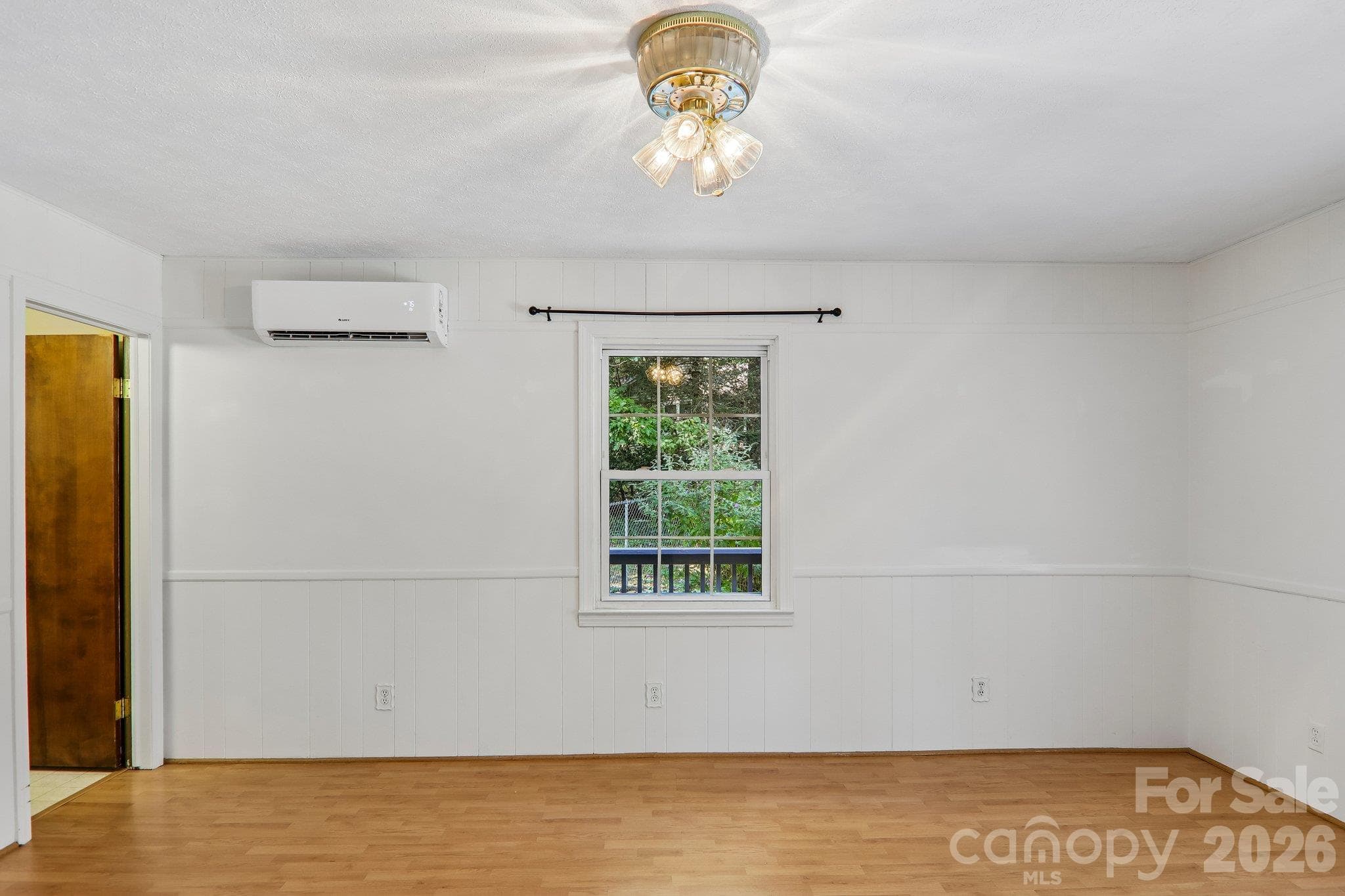 Single Family Residence at 122 W Laurel Lane, Etowah, photo 26 of 48