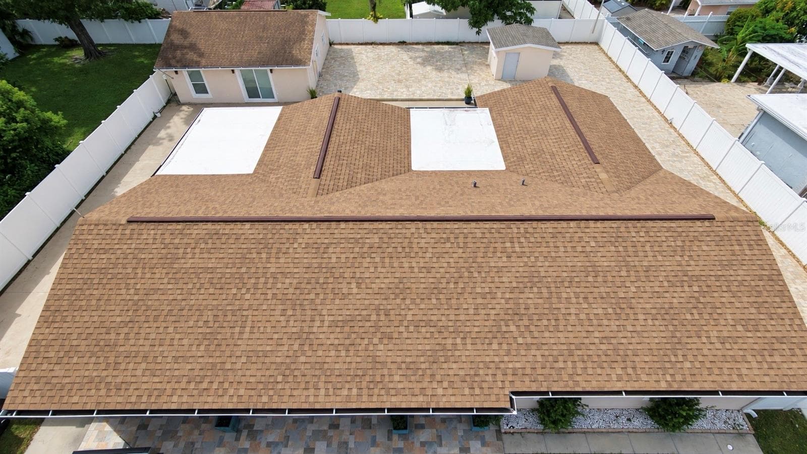 Single Family Residence at 7518 BLOSSOM AVE, TAMPA, photo 8 of 88