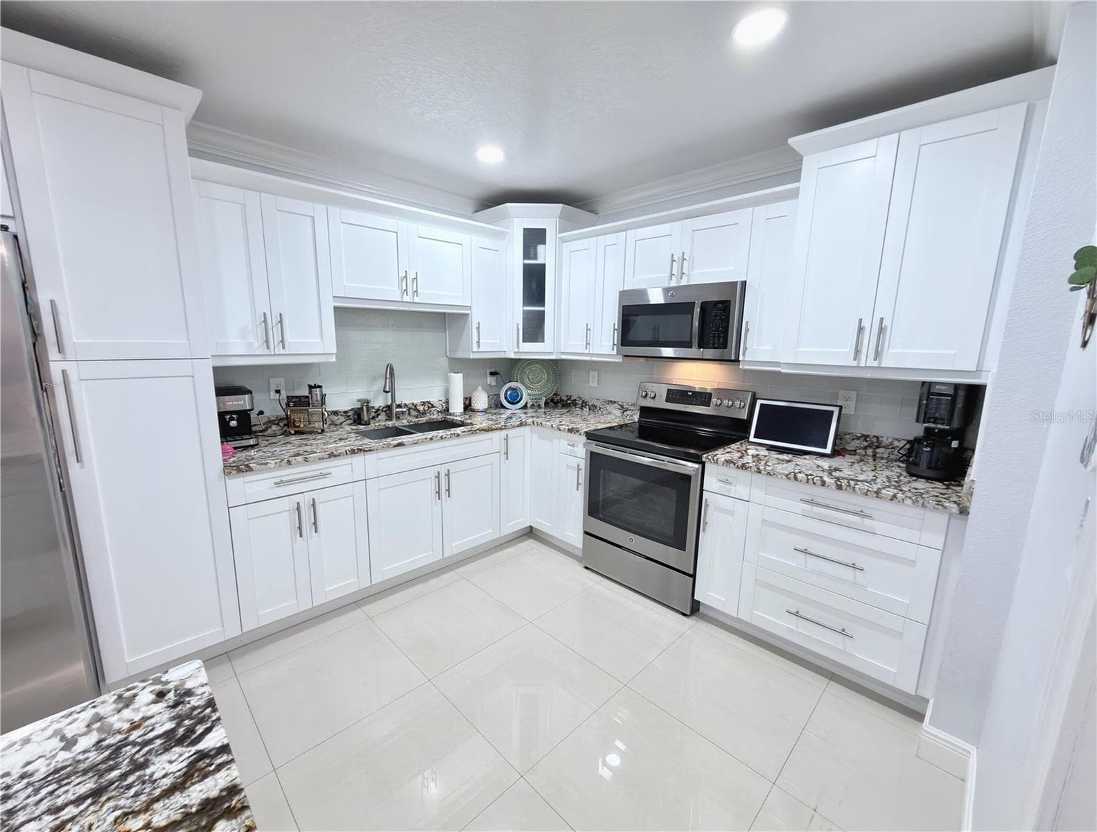 Single Family Residence at 7518 BLOSSOM AVE, TAMPA, photo 20 of 88