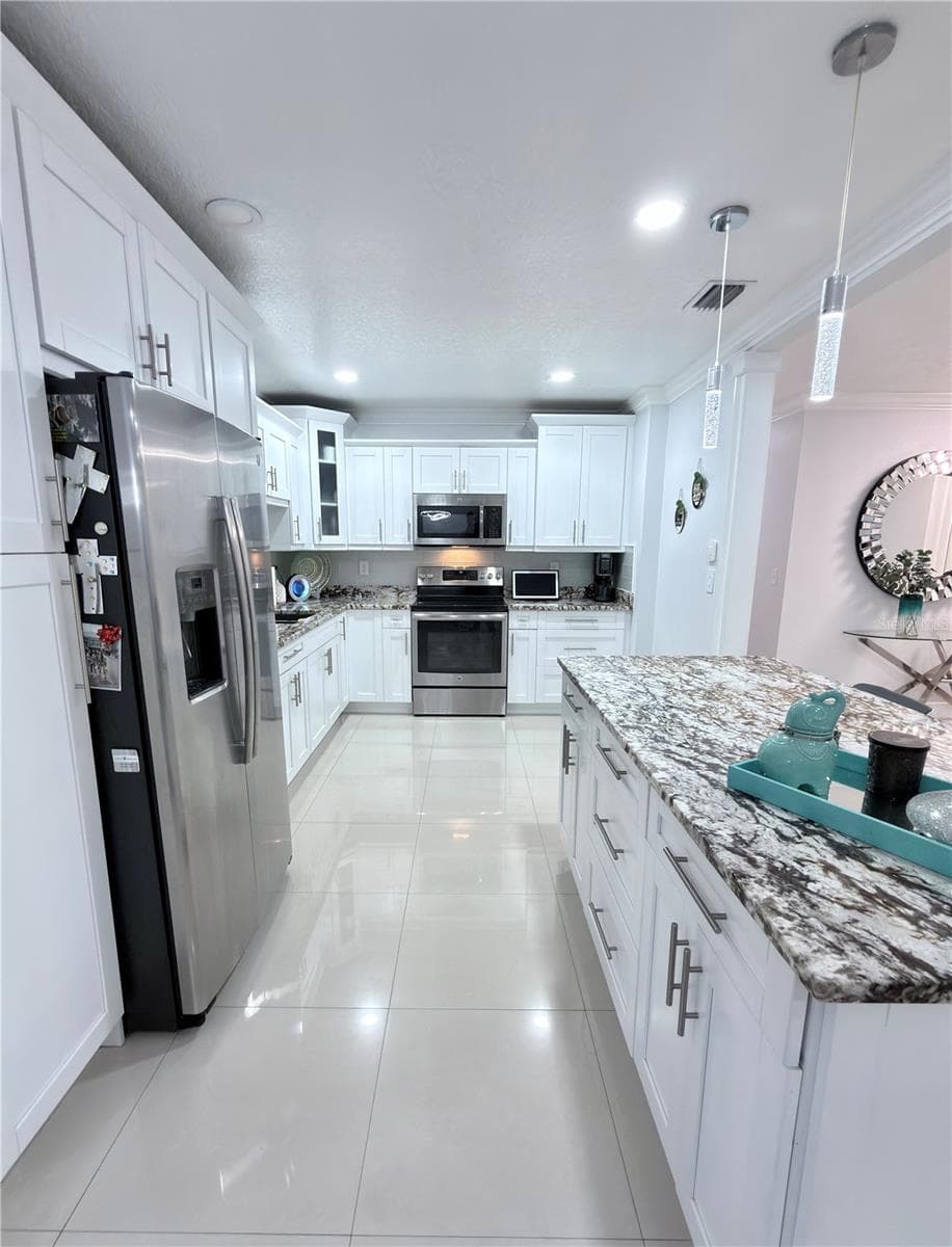 Single Family Residence at 7518 BLOSSOM AVE, TAMPA, photo 23 of 88