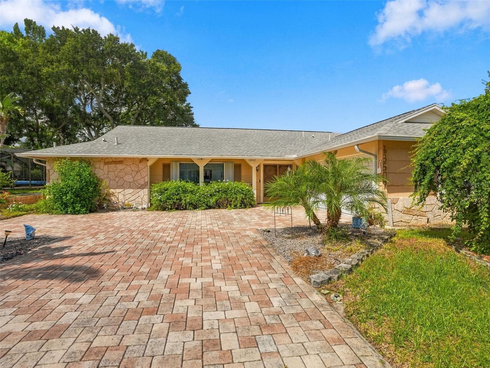 13507 SHADBERRY LN