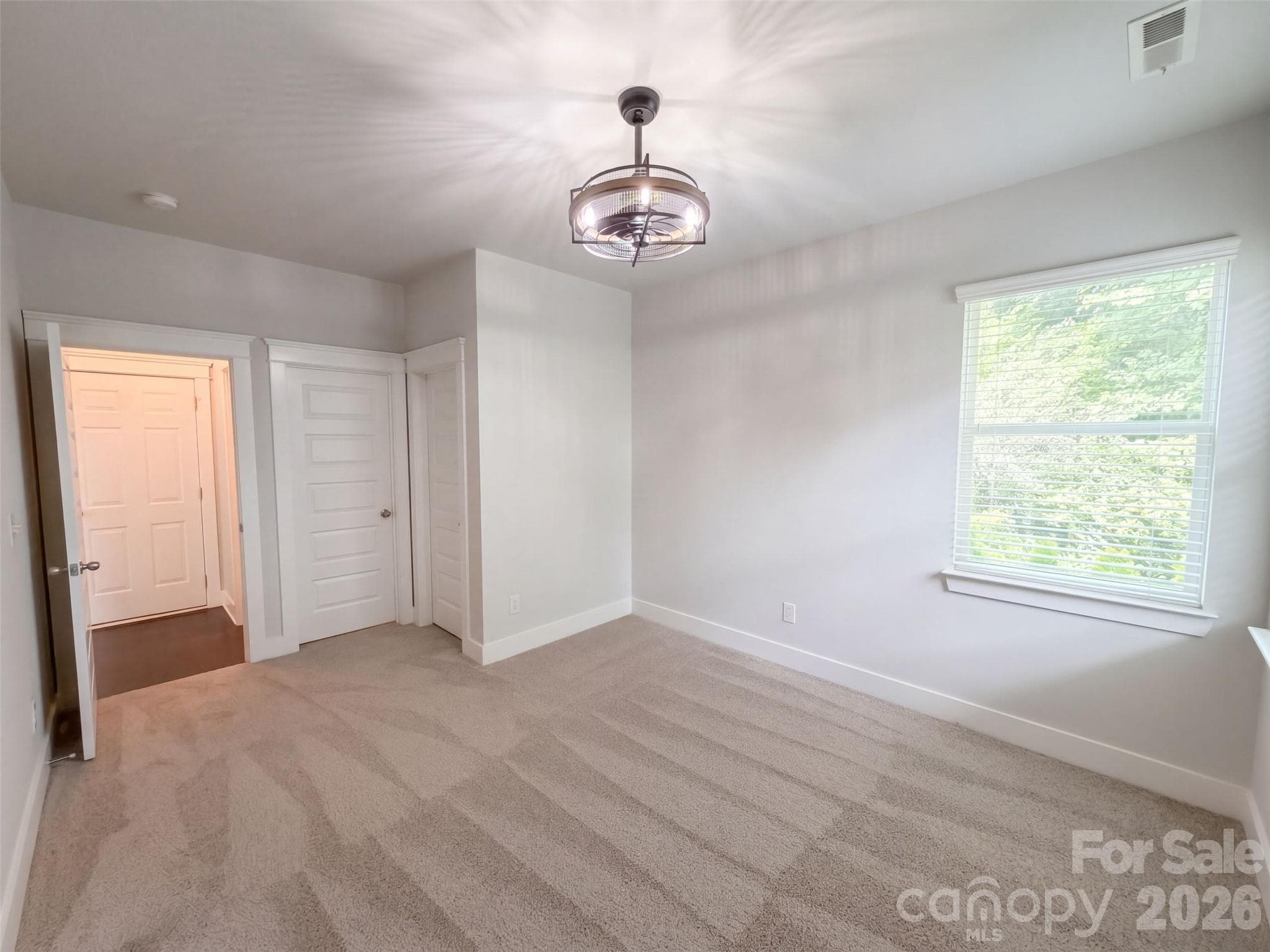 Single Family Residence at 7412 Canova Lane, Charlotte, photo 13 of 35