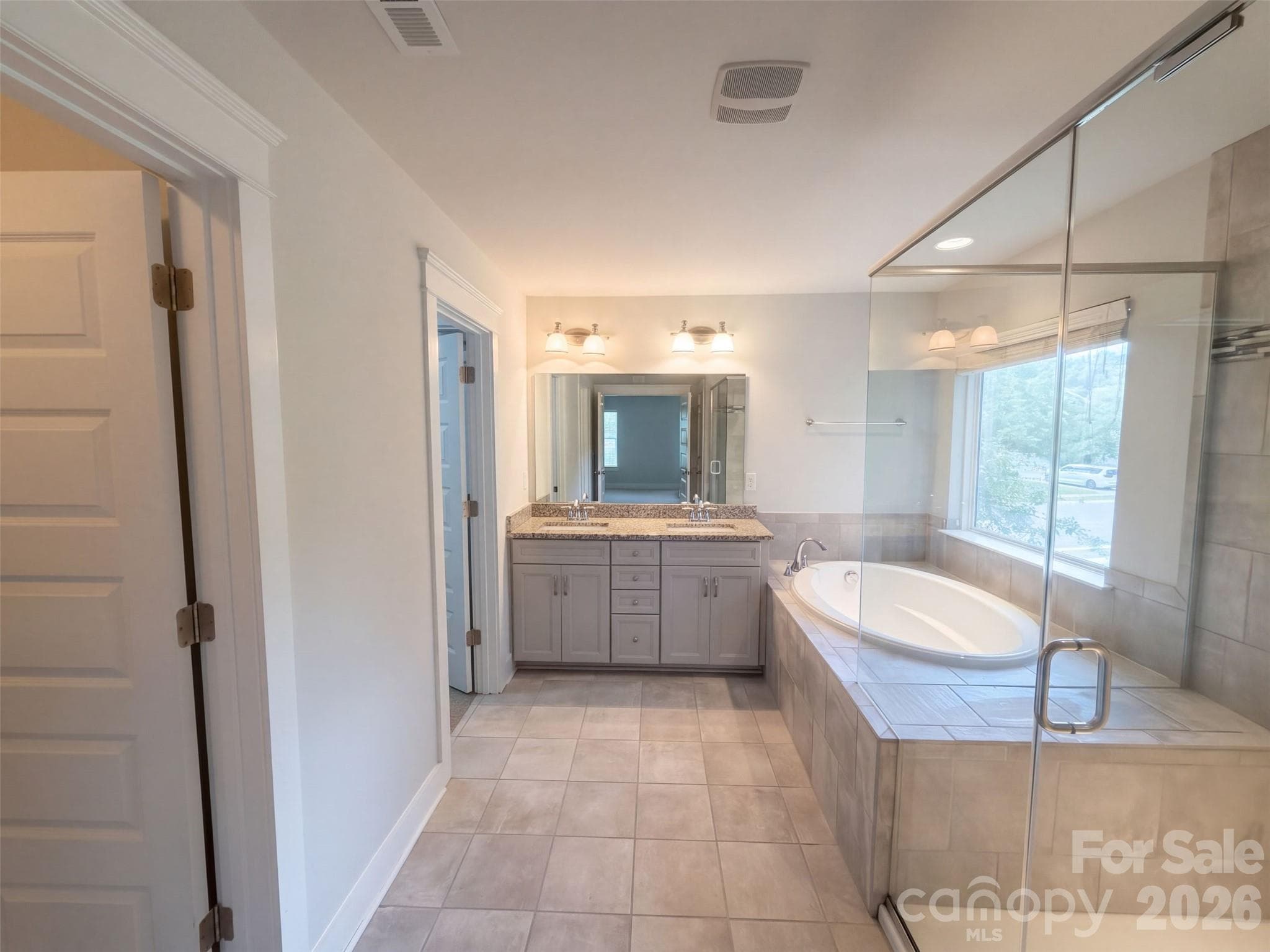Single Family Residence at 7412 Canova Lane, Charlotte, photo 16 of 35