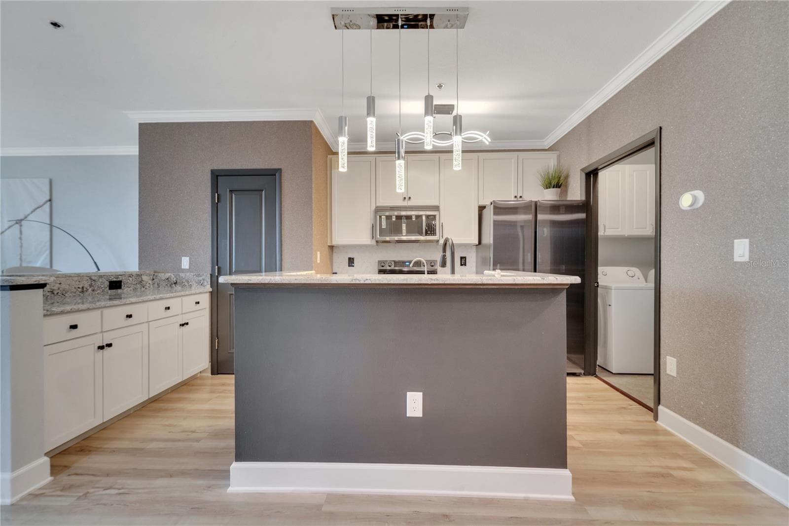 Condominium at 151 E WASHINGTON ST #5A, ORLANDO, photo 6 of 48