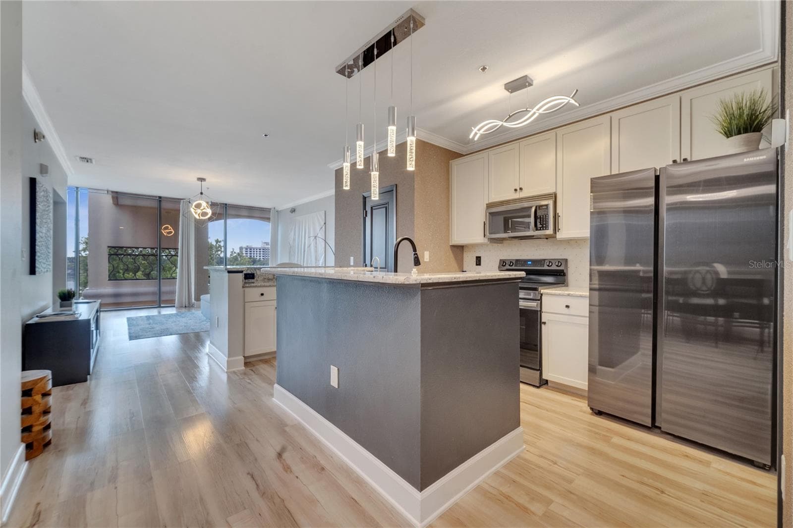 Condominium at 151 E WASHINGTON ST #5A, ORLANDO, photo 8 of 48