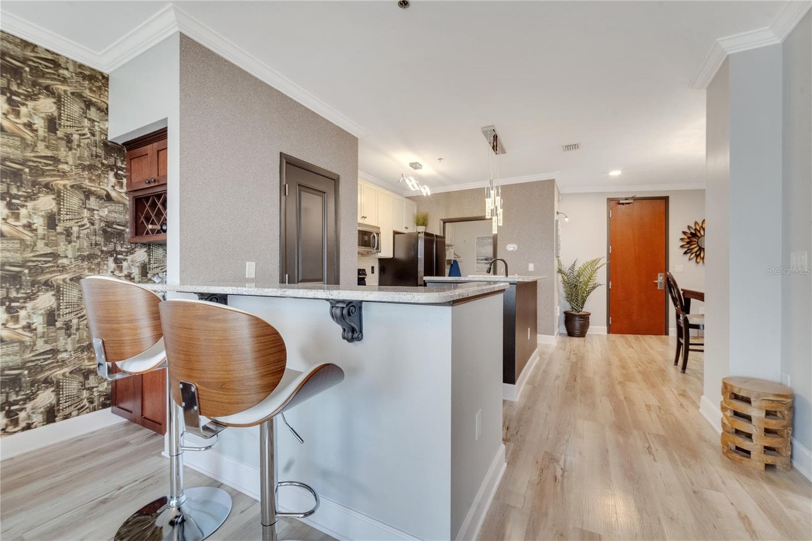Condominium at 151 E WASHINGTON ST #5A, ORLANDO, photo 13 of 48