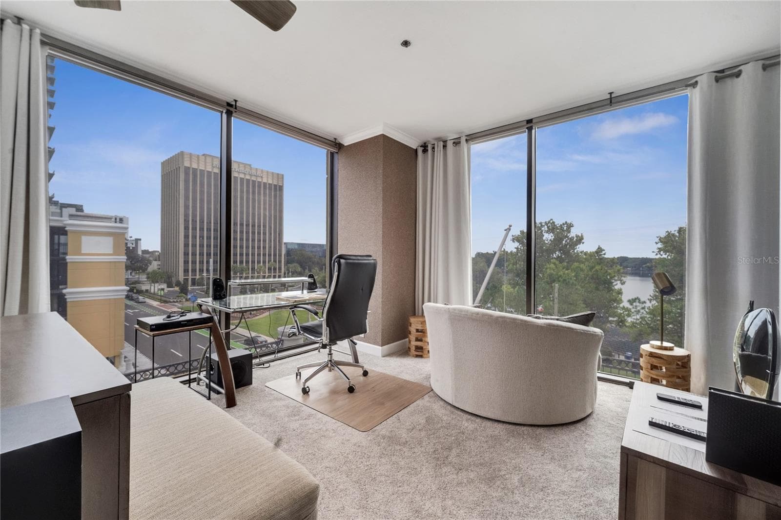Condominium at 151 E WASHINGTON ST #5A, ORLANDO, photo 17 of 48