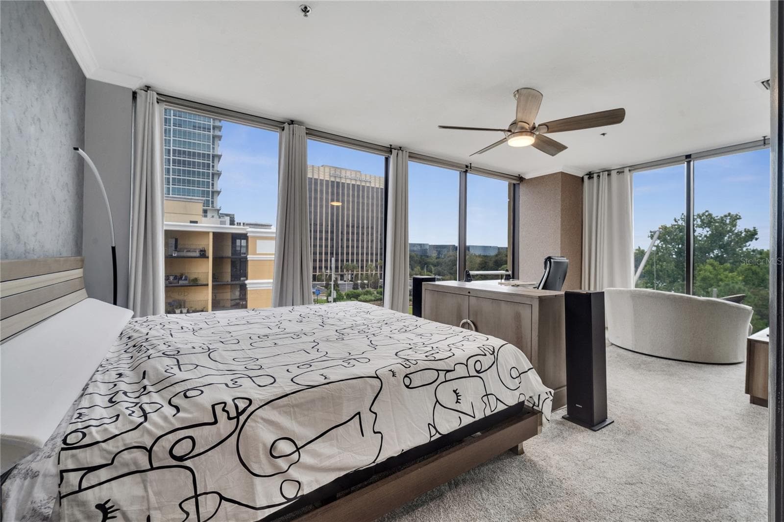 Condominium at 151 E WASHINGTON ST #5A, ORLANDO, photo 19 of 48
