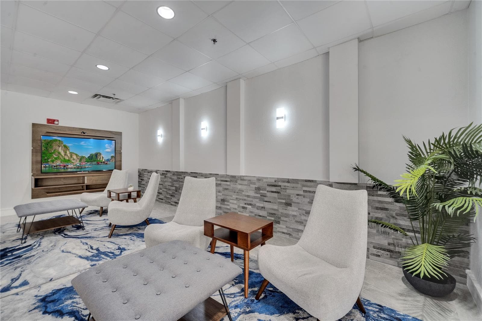 Condominium at 151 E WASHINGTON ST #5A, ORLANDO, photo 36 of 48